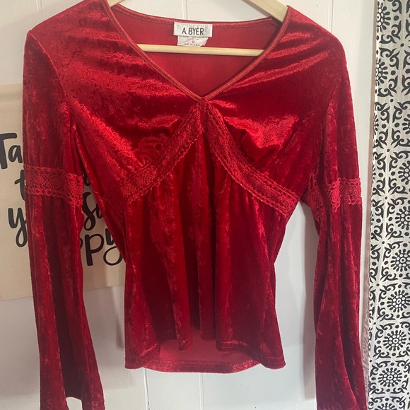 Long sleeve velvet top - Picture 1 of 4
